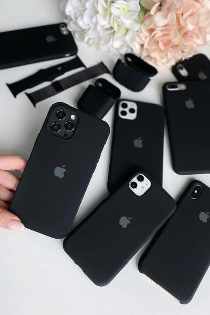 Jet Black Silicon